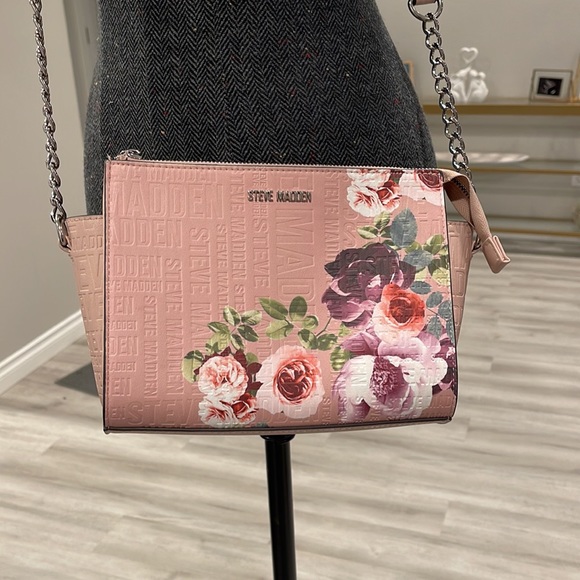 Steve Madden Blexi Crossbody Floral Purse - Picture 6 of 10